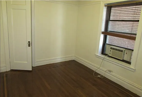 Rented by SERHANT. | media 10