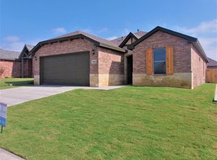 10111 Vernon Dr, Lubbock, TX 79423
