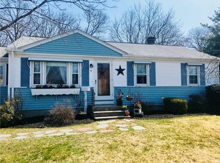 14 Villa Ave, Warwick, RI 02886