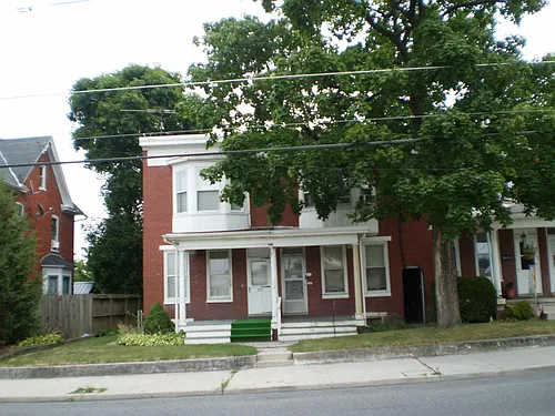 335 York St Photo 1