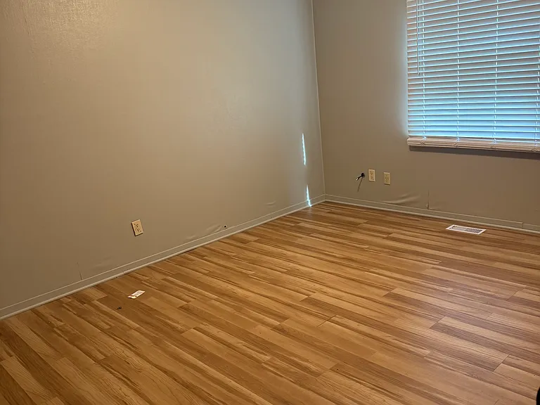 375 Commanche Dr #2 — Photo 5