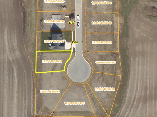 1402 Rye Dr, Van Wert, OH 45891