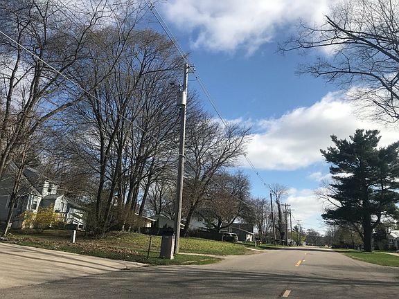 5th image of 549 Wedgewood Dr