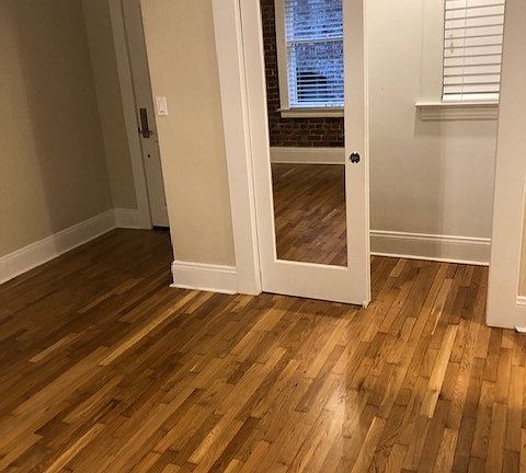 4th image of 2056 NW Glisan St APT 28