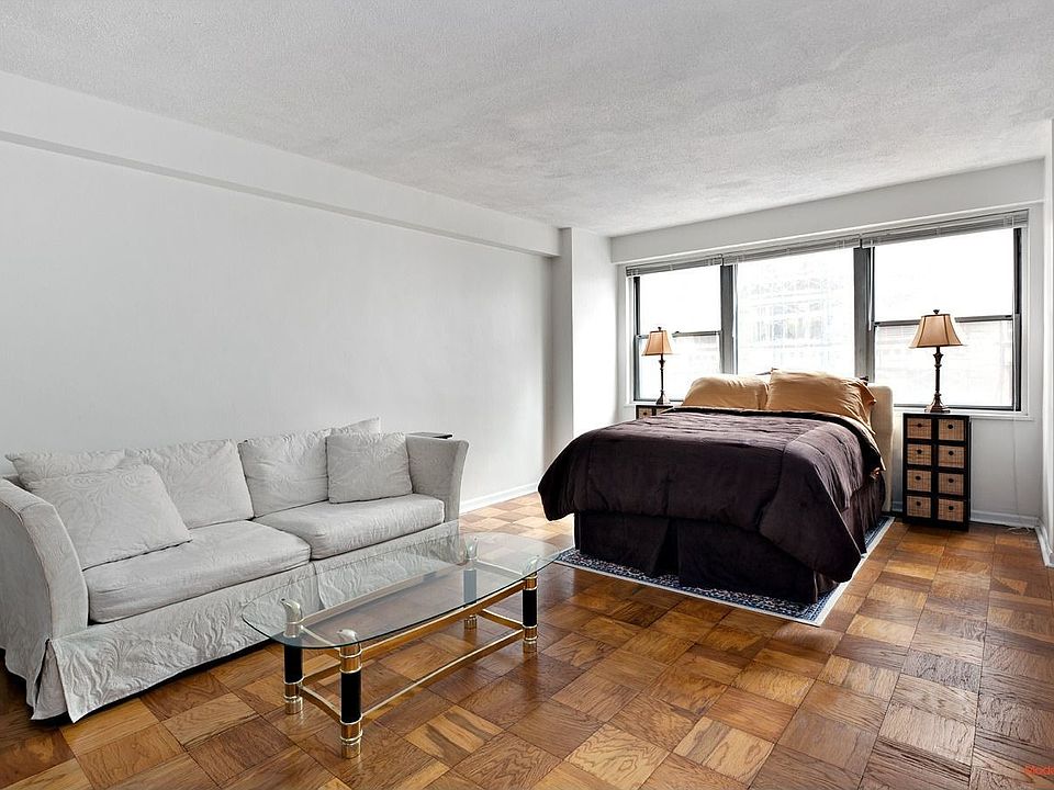 1st image of 10 W 15th St APT 426