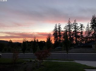 1125 S 55th St, Springfield, OR 97478