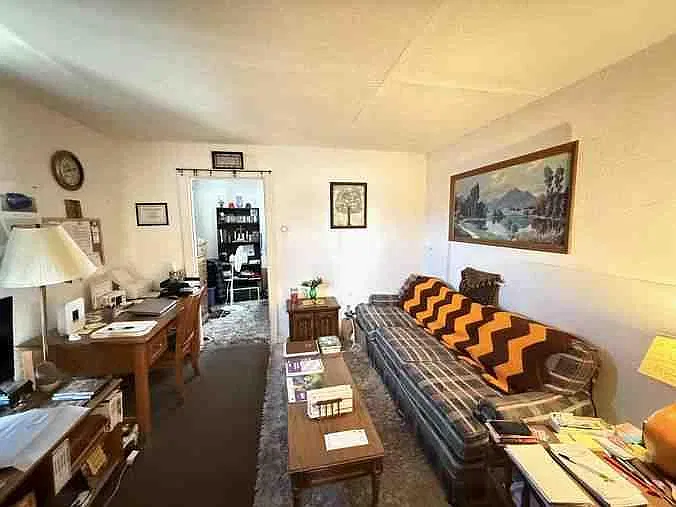 Marion Triplex — Photo 1