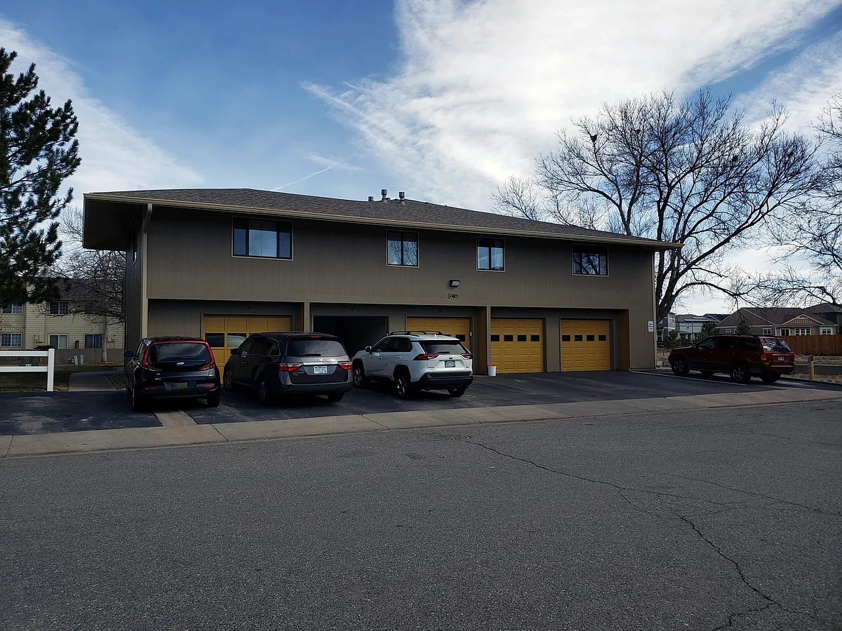 Building Photo - 1425 Bacchus Dr #F
