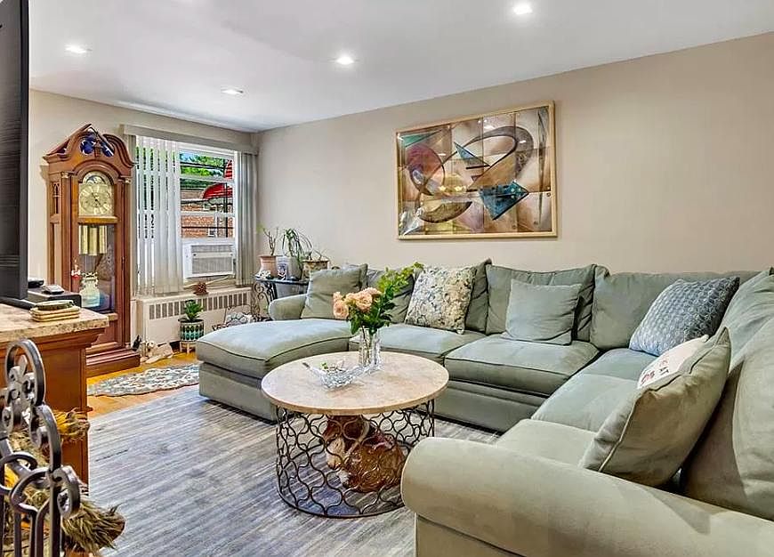1st image of 2844 Lafayette Ave #2F