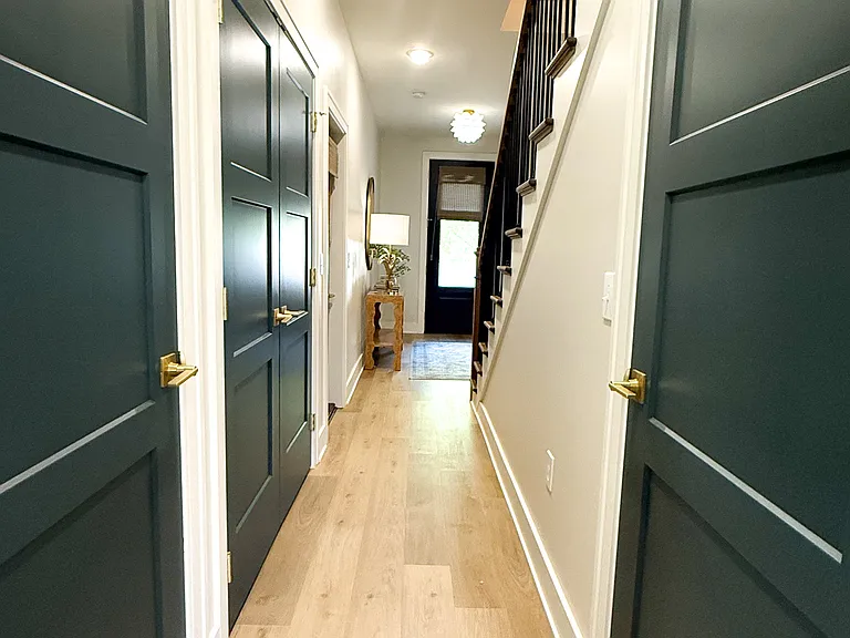 211 Poplar St #211 — Photo 35