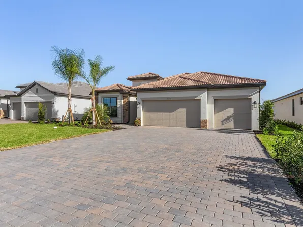 18312 Ridgeline Dr, Estero, FL 33928