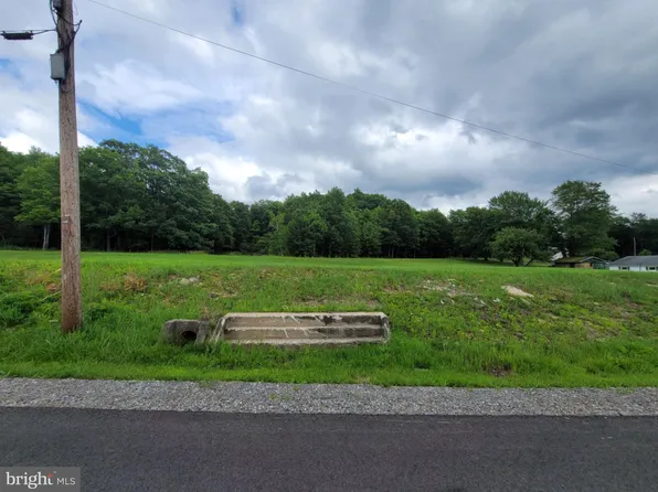 Simpson St, Smithmill, PA 16680