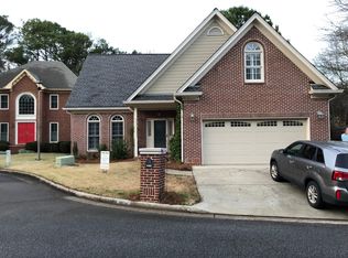2834 Livsey Woods Dr, Tucker, GA 30084
