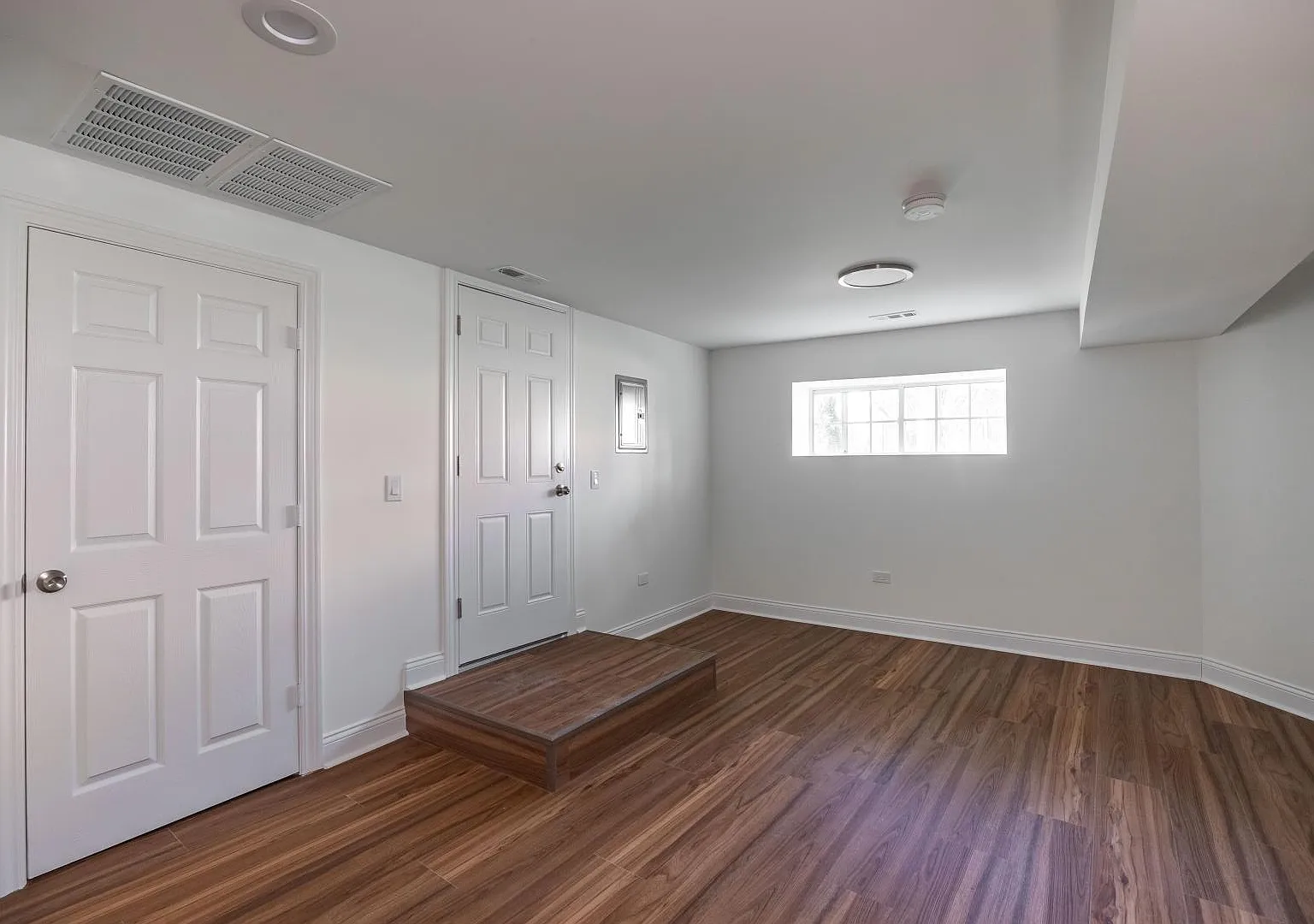 3107 North Harding Avenue #1W — Photo 3