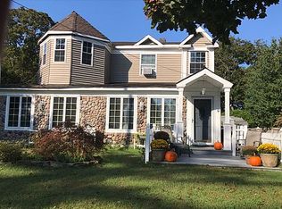 52 Macon Ave, Sayville, NY 11782