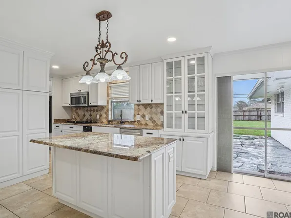 1795 Chevelle Dr, Baton Rouge, LA 70806