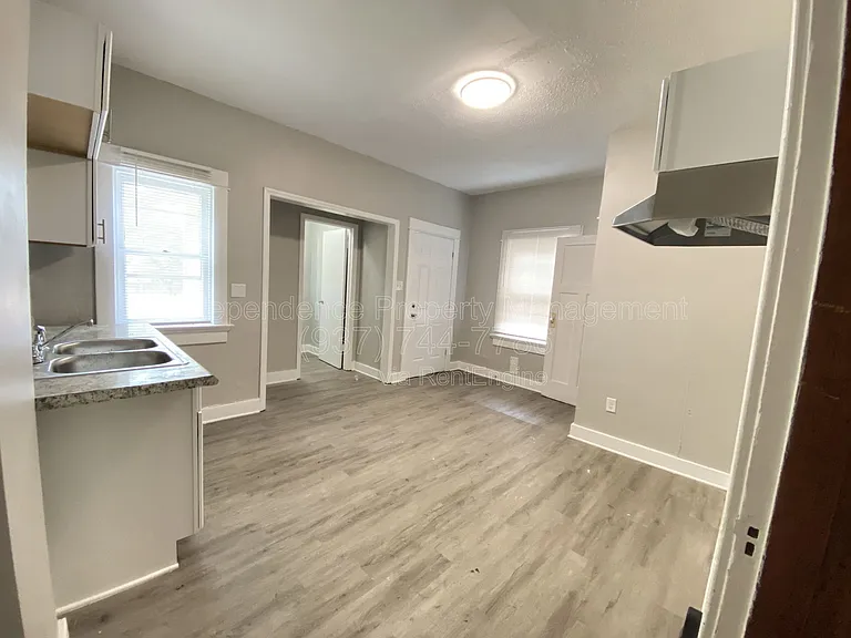 26 W Beechwood Ave — Photo 6