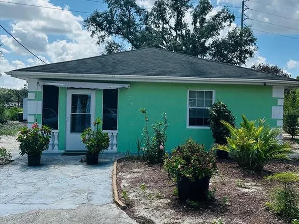 224 Montego Dr, Sebring, FL 33870