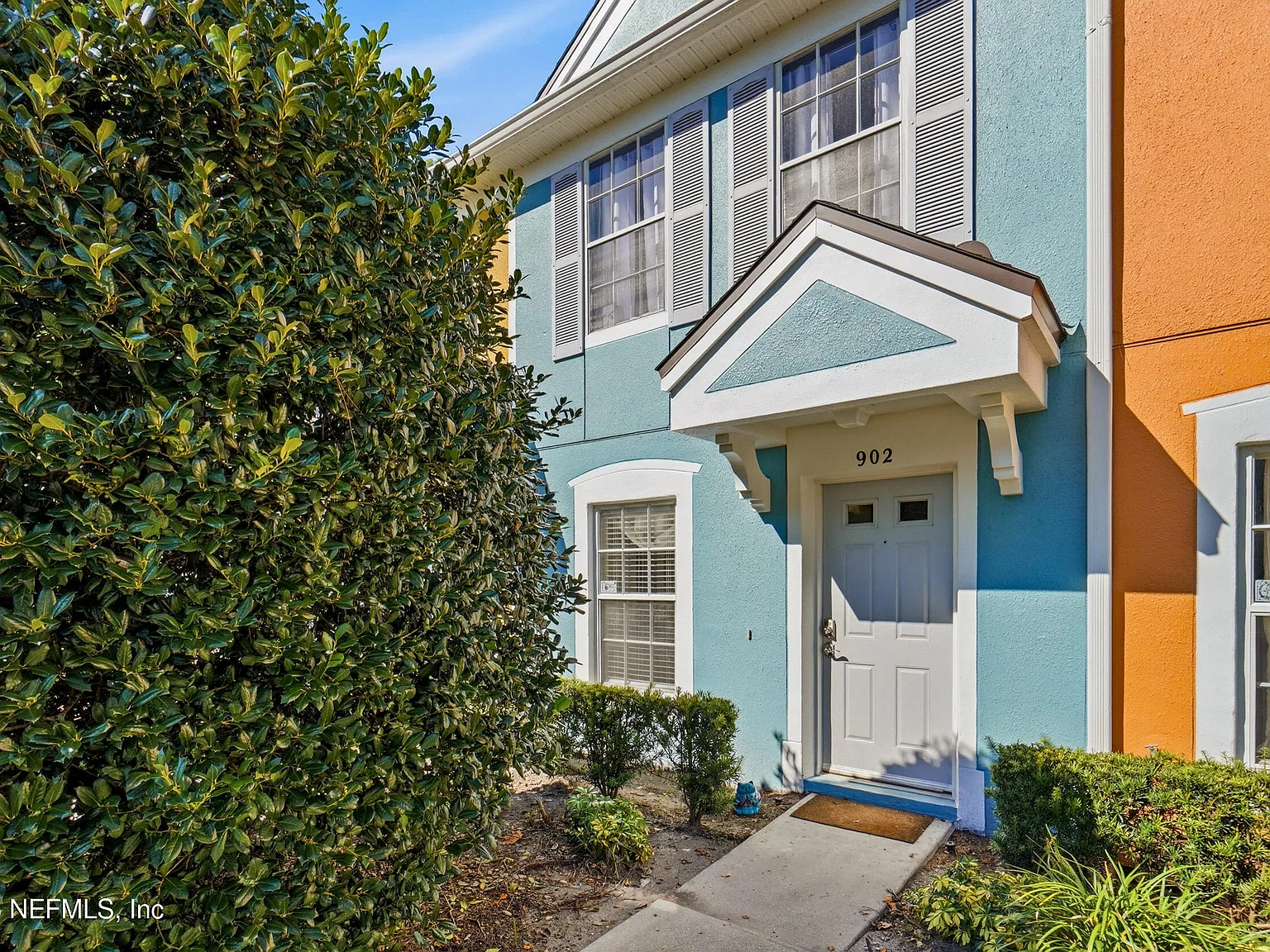 2 bed, 1.5 bath, 1100 sqft, $1,725 — Photo 4