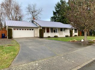 727 Vine St, Lynden, WA 98264