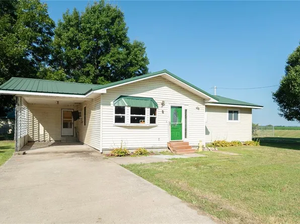 405 N Walker Ave, Gideon, MO 63848