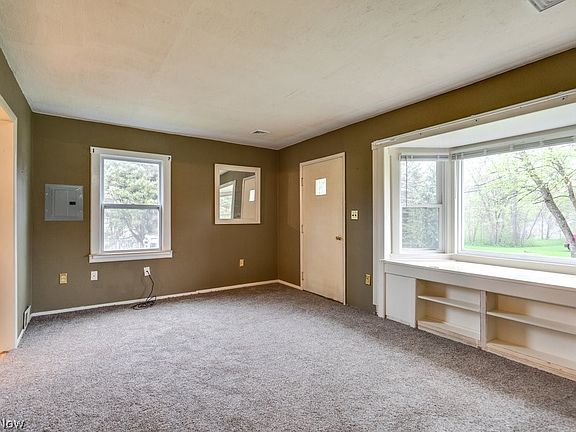 5th image of 8764 Ravenna Rd
