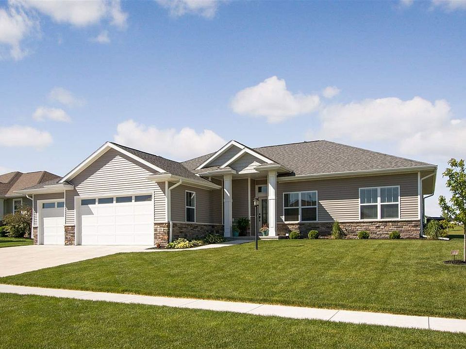 1st image of 435 Carlyle Dr