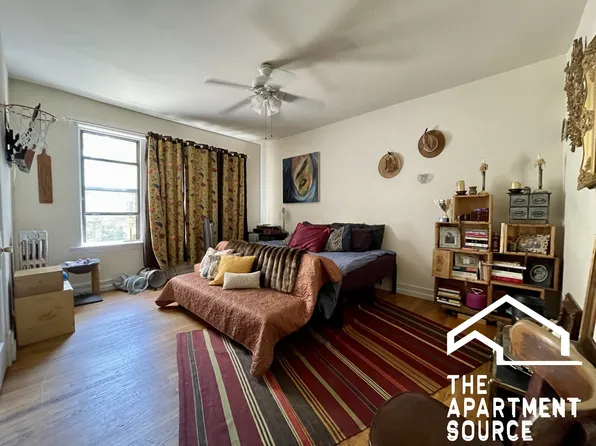 1536 N Kedzie Ave APT 2I, Chicago, IL 60651