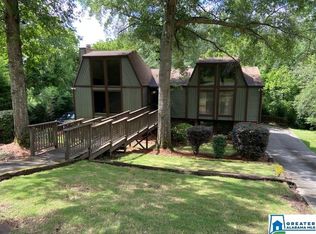 2408 Candlebrook Dr, Vestavia, AL 35226