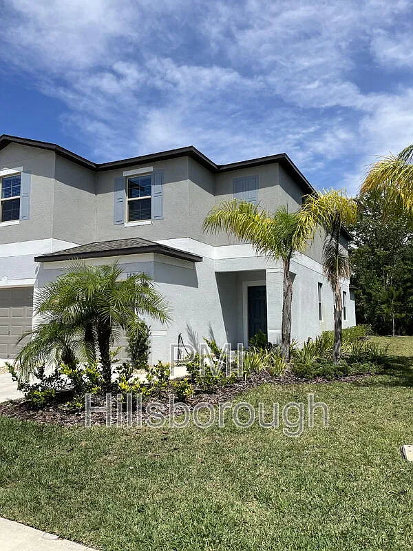2 bed, 2.5 bath, 1741 sqft, $2,200 — Photo 1