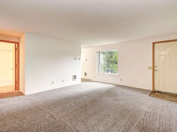 1885 Kingsley Rd #103, Eugene, OR 97401