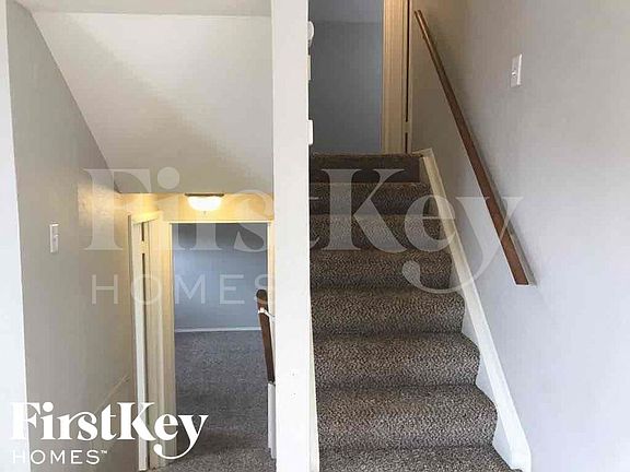 5th image of 514 E Taylor St