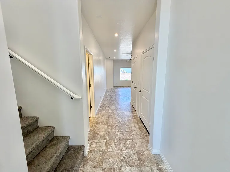321 S Deep Creek Dr — Photo 6