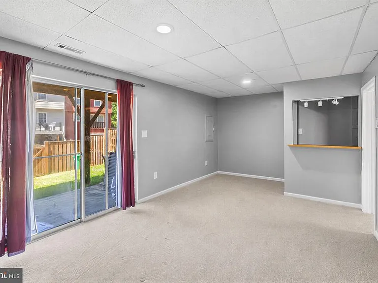 743 Saint Michaels Dr — Photo 26