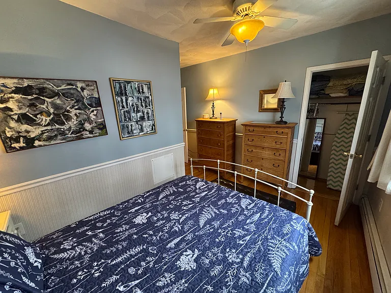 50 Jeffries St #2 — Photo 17
