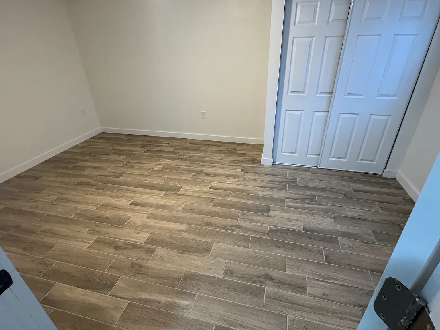 3 bed, 950 sqft, $2,150 — Photo 4