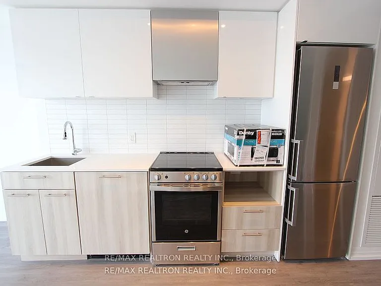 251 Jarvis St #4712 — Photo 9