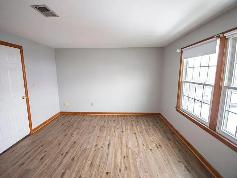 34 Washington Grn #8 — Photo 17