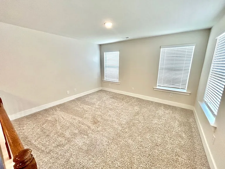 115 Hutchinson Rd — Photo 26