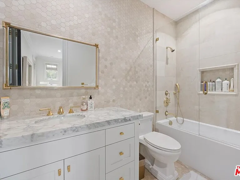 4225 Alcove Ave — Photo 28