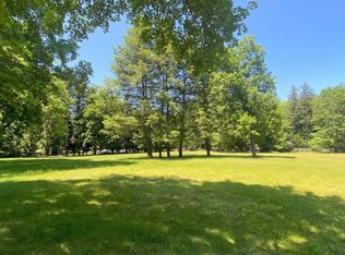 26 Ackerman Rd, Saddle River, NJ 07458