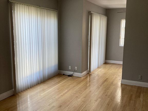 5th image of 11953 Kiowa Ave APT 1