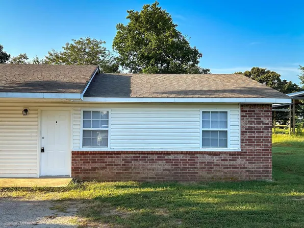 2100 Lynn Ln #A, Muldrow, OK 74948