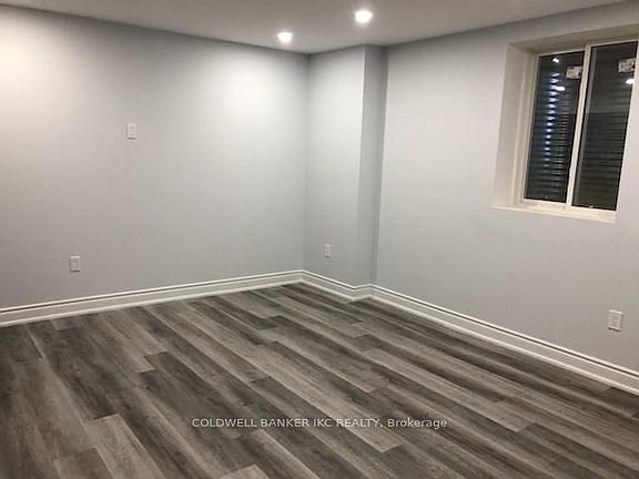5th image of 78 Lionhead Golf Club Rd