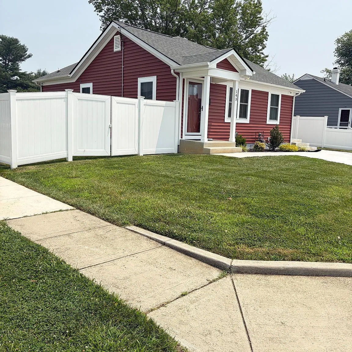 3 bed, 1332 sqft, $3,000 — Photo 2