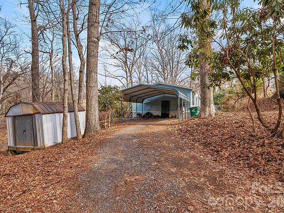 3rd image of 117 Beaver Creek Cir