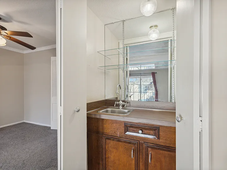 7918 Royal Ln #212 — Photo 6