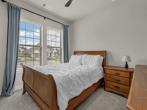 4th image of 1617 Purple Thistle Ln