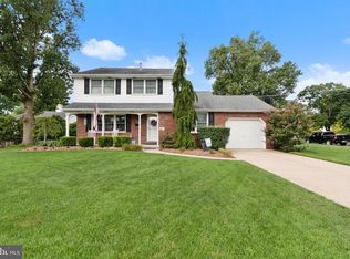 31 Cooper Ave, Gibbstown, NJ 08027