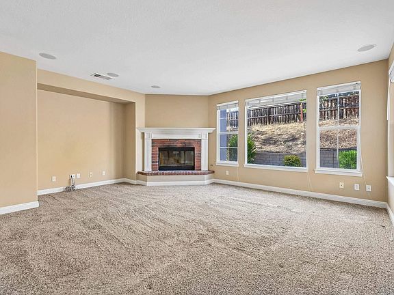 3rd image of 2602 Garden House Rd